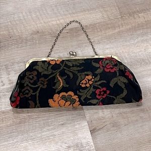 Vintage tapestry floral chenille carpet bag purse snap closure chain handle